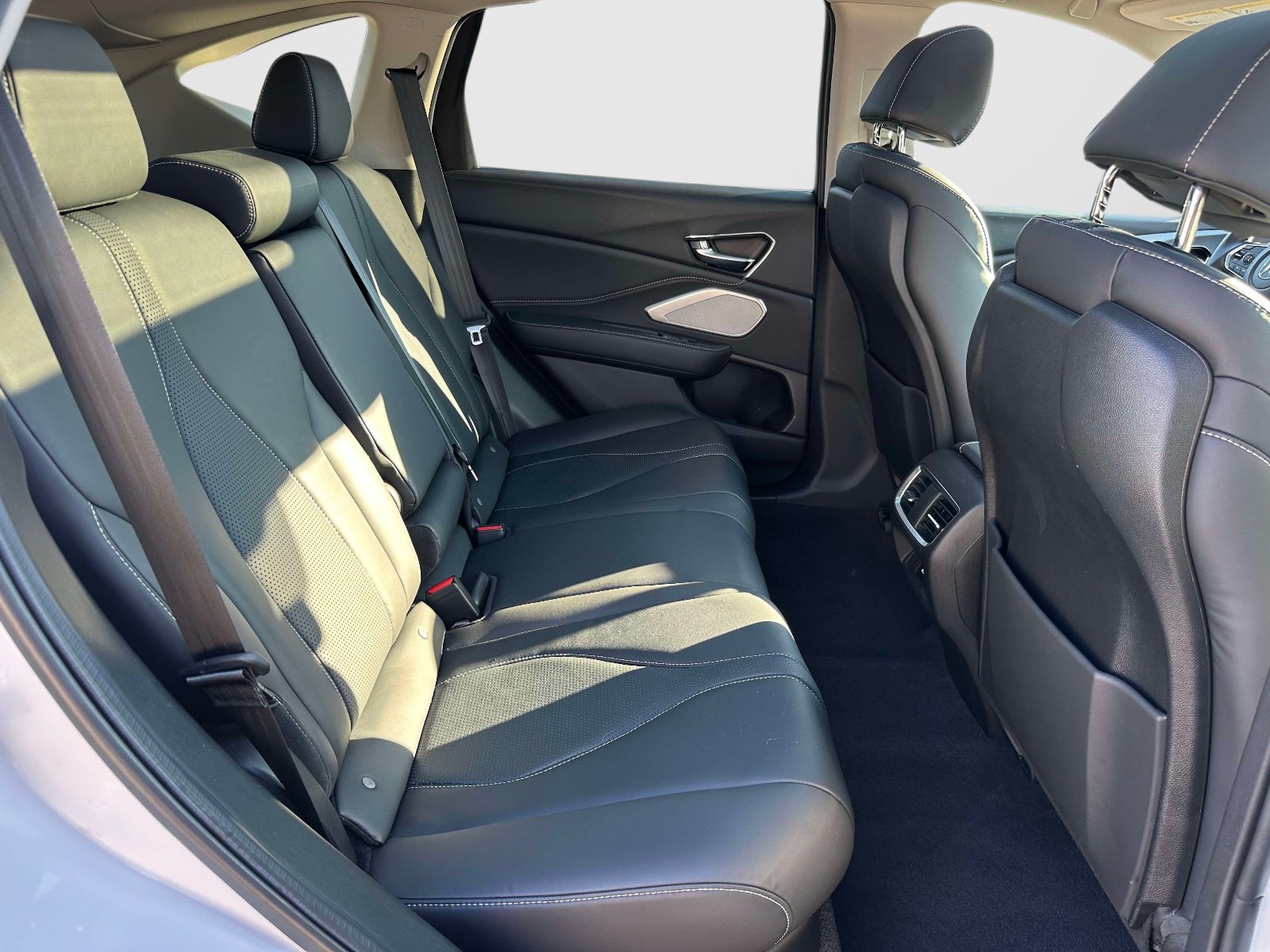 Used 2023 Acura RDX w/ Technology Package AWD/4WD image 11