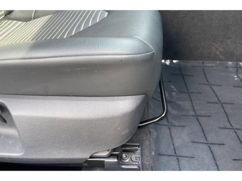 Used 2021 Toyota Camry SE FWD image 22