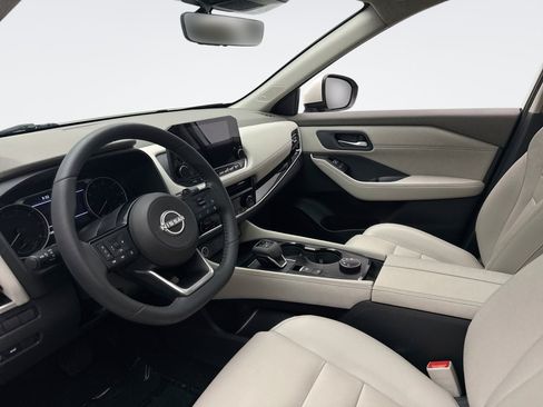 Used 2023 Nissan Rogue SL w/ SL Premium Package AWD/4WD image 10