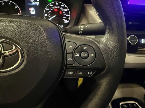 Certified 2024 Toyota Corolla LE image 30