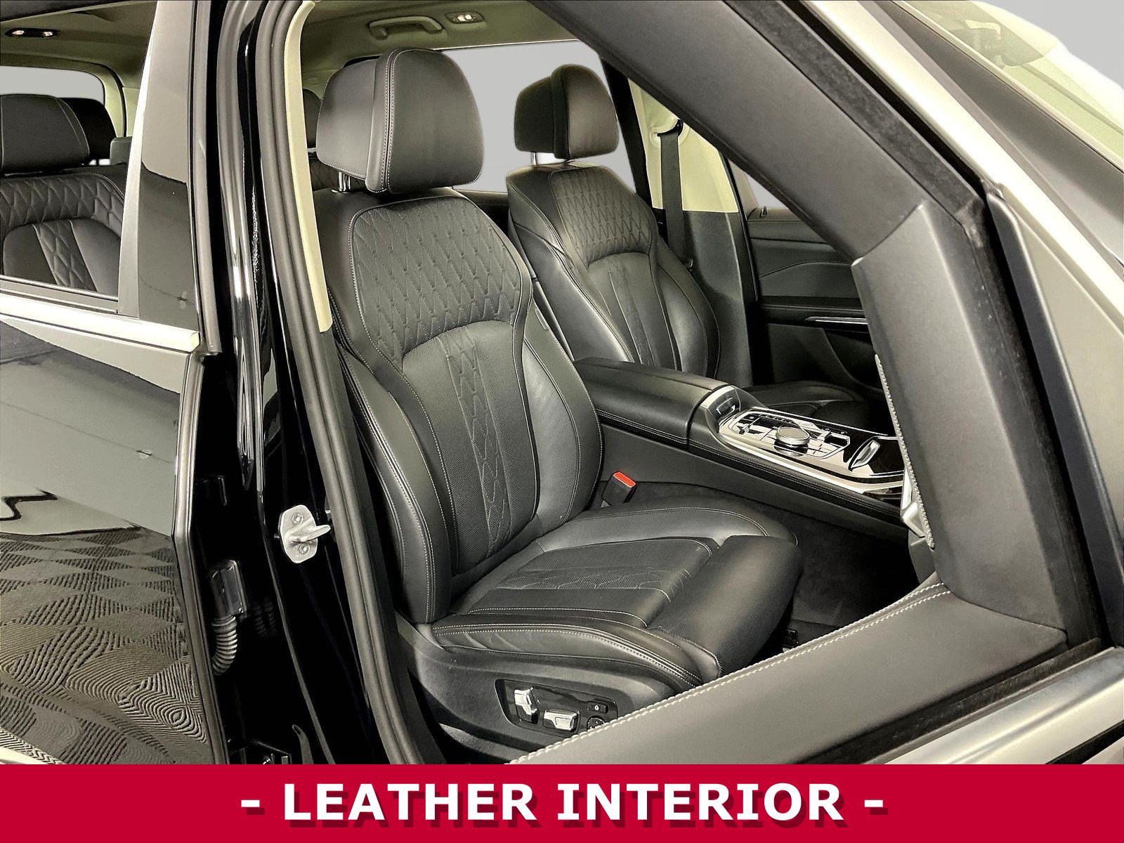 Used 2025 BMW X7 xDrive40i AWD/4WD image 30