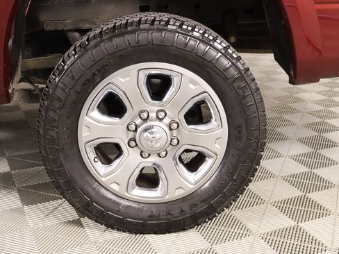 Used 2018 RAM 2500 Laramie w/ Convenience Group image 19