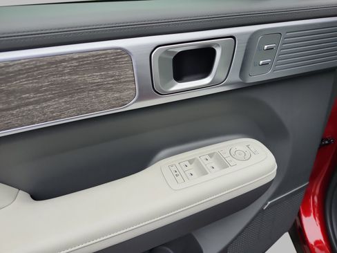 New 2026 Hyundai Santa Fe Limited FWD image 16