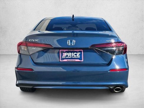 Used 2025 Honda Civic Sport image 4