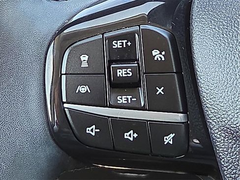 Used 2022 Ford Escape SE w/ SE Sport Appearance Package image 22