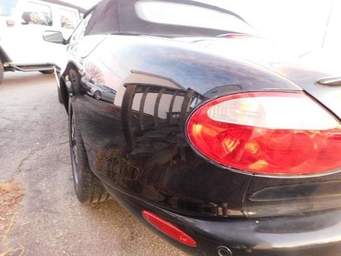 Used 2002 Jaguar XK8 Convertible image 27