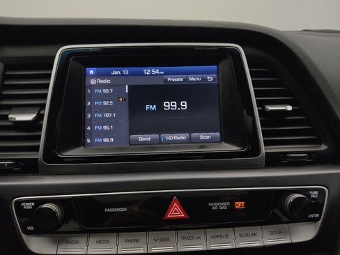 Used 2018 Hyundai Sonata Sport image 25