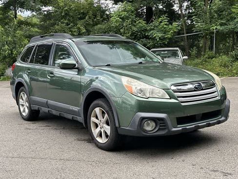 Used 2014 Subaru Outback 2.5i Premium w/ Moonroof Package AWD/4WD image 18