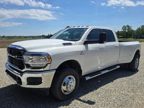 Used 2019 RAM 3500 Big Horn AWD/4WD image 2