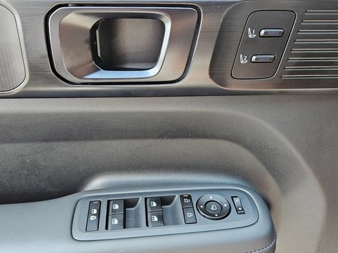 Used 2025 Hyundai Santa Fe Calligraphy image 32