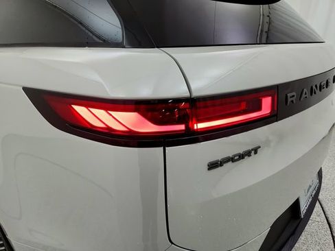 New 2026 Land Rover Range Rover Sport SE image 27