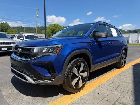 Used 2023 Volkswagen Taos S AWD/4WD image 4