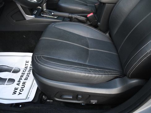 Used 2018 Subaru Forester 2.5i Touring w/ Popular Package #2 AWD/4WD image 13