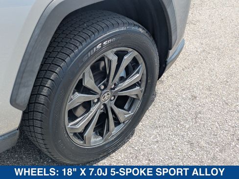 Used 2022 Toyota RAV4 XLE Premium AWD/4WD image 13