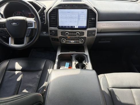 Certified 2022 Ford F250 Lariat w/ Lariat Ultimate Package AWD/4WD image 16