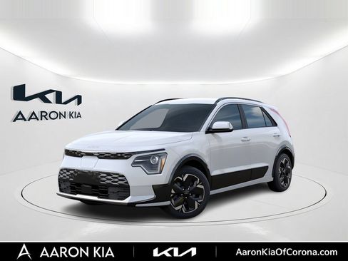 New 2026 Kia Niro Wind FWD image 1