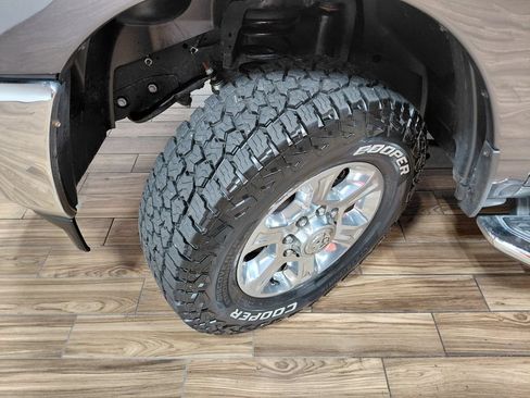 Certified 2024 RAM 2500 Big Horn AWD/4WD image 28