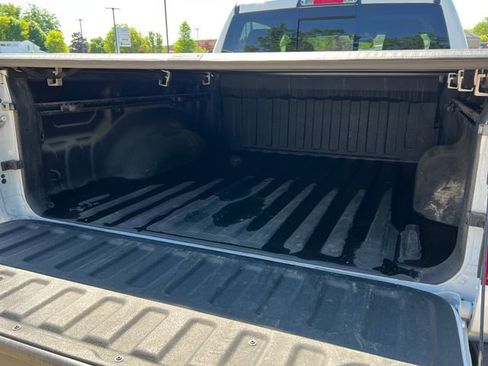 Used 2022 RAM 1500 Big Horn AWD/4WD image 10