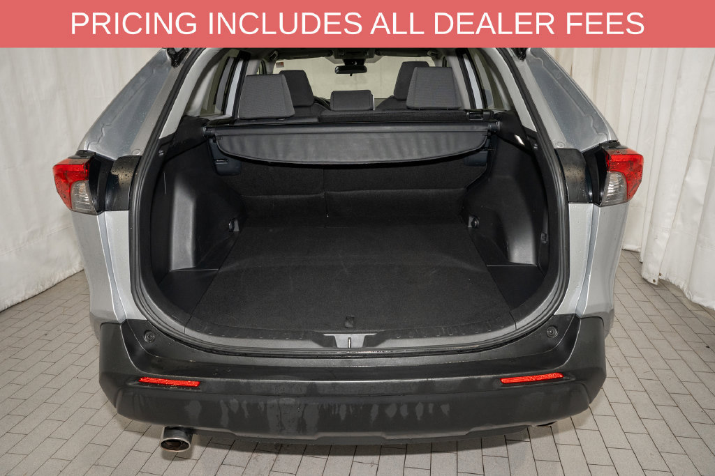 Used 2025 Toyota RAV4 XLE FWD image 5