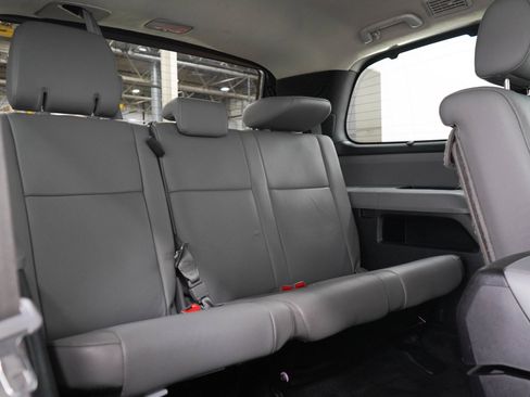 Used 2016 Toyota Sequoia Platinum AWD/4WD image 12