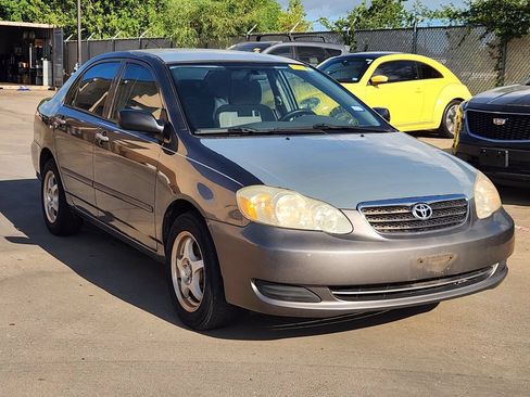 Used 2007 Toyota Corolla CE FWD image 2