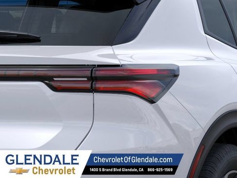 New 2026 Chevrolet Equinox EV LT FWD image 11