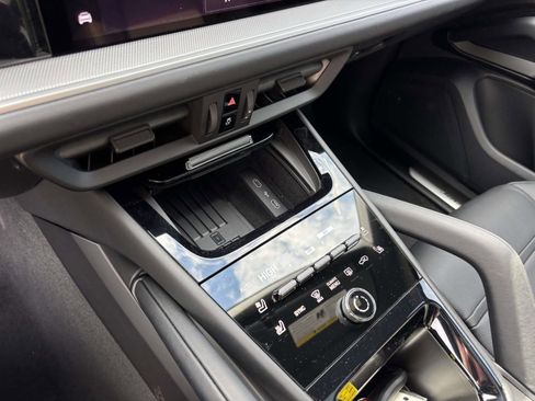 New 2026 Porsche Cayenne Coupe AWD/4WD image 35