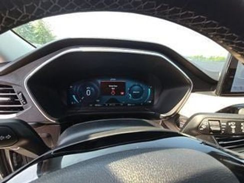 Used 2022 Ford Escape Titanium w/ Titanium Elite Package AWD/4WD image 15