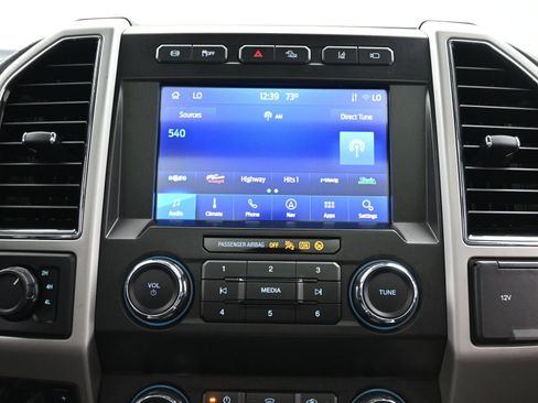 Used 2021 Ford F250 Lariat w/ Tremor Off-Road Package AWD/4WD image 33