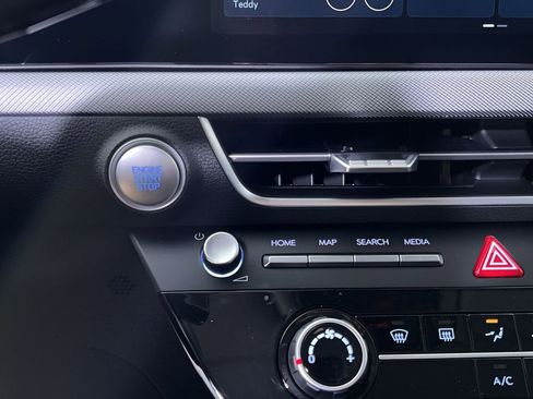 Used 2025 Hyundai Sonata SE image 20