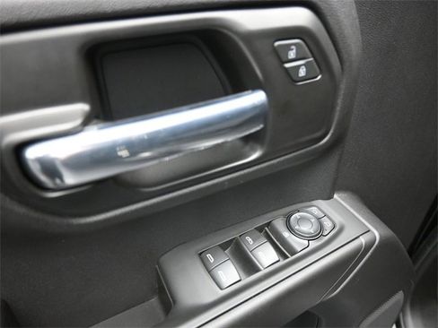 Used 2025 Chevrolet Silverado 1500 Custom Trail Boss image 20