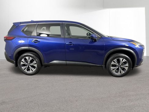 Certified 2022 Nissan Rogue SV AWD/4WD image 37