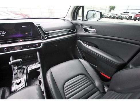 Certified 2023 Kia Sportage SX FWD image 11