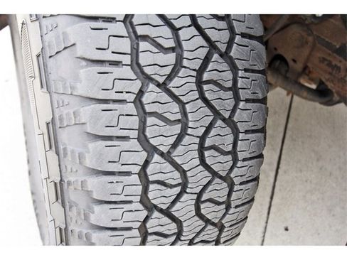 Used 2021 GMC Sierra 1500 AT4 image 28