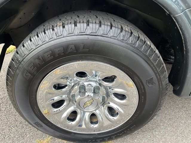 Used 2014 Chevrolet Express 1500 RWD image 13