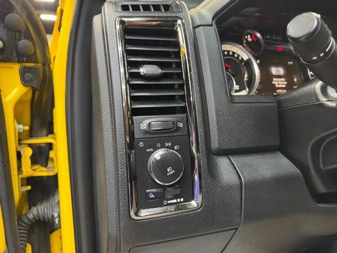 Used 2016 RAM 1500 Sport w/ Stinger Yellow Sport Package AWD/4WD image 23