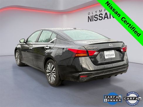 Certified 2024 Nissan Altima 2.5 SV image 3