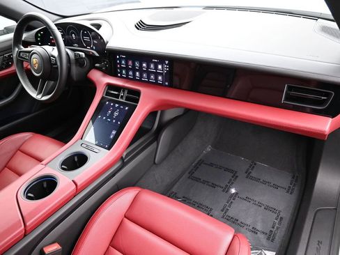 Certified 2021 Porsche Taycan RWD image 28