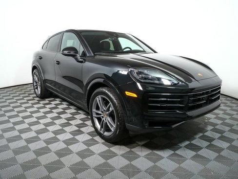 Used 2026 Porsche Cayenne Coupe AWD/4WD image 28