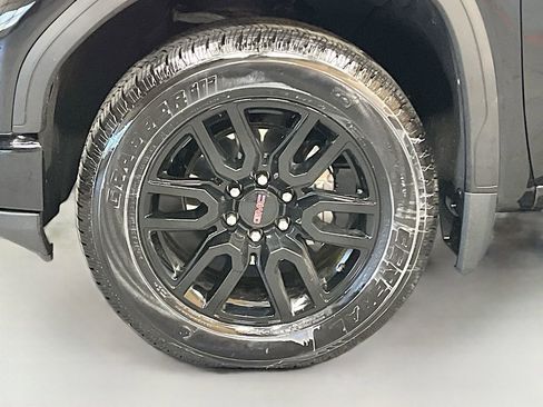 Used 2024 GMC Sierra 1500 Elevation AWD/4WD image 31