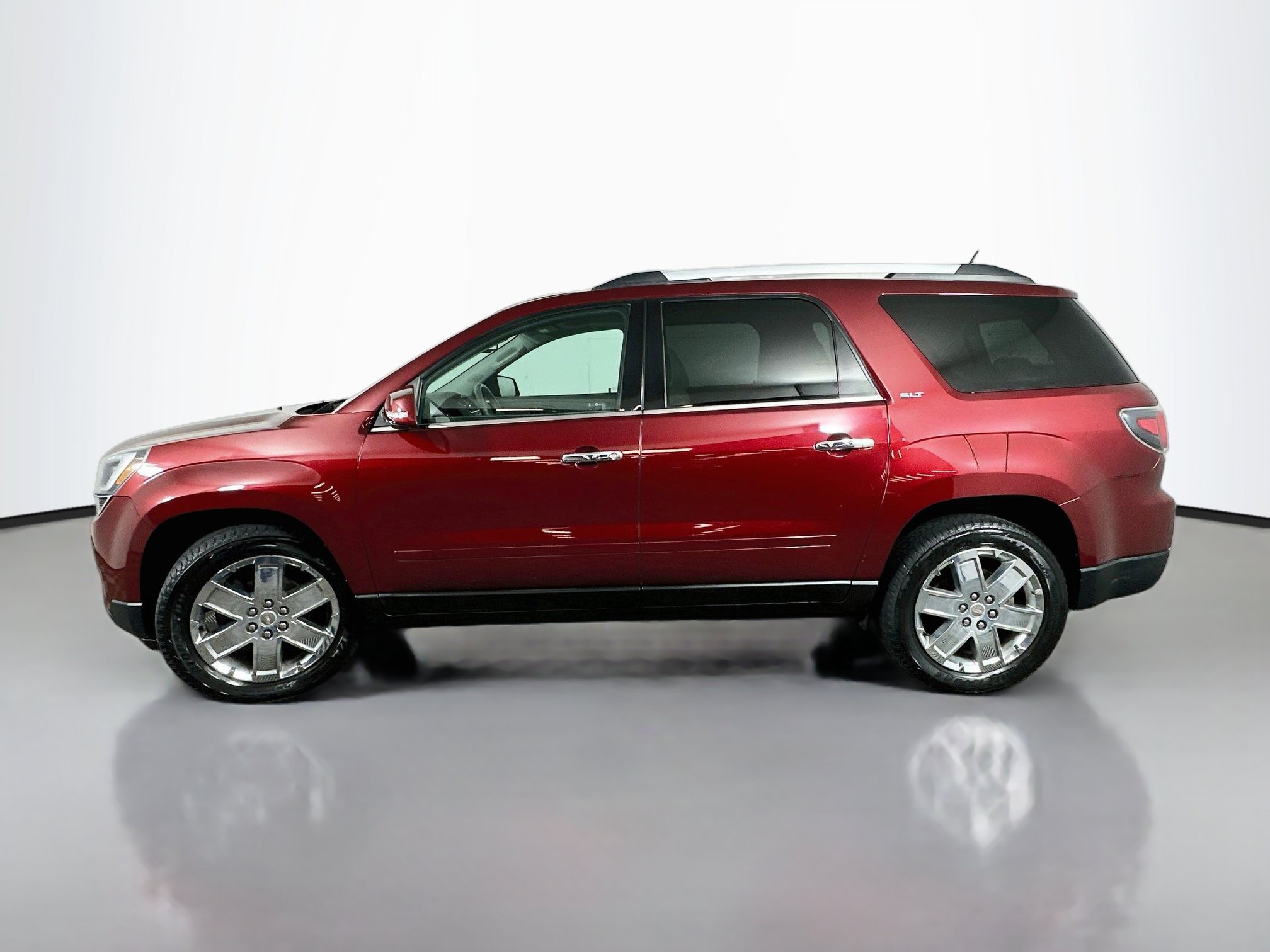 Used 2017 GMC Acadia Limited SLT AWD/4WD image 4