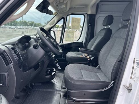 Used 2023 RAM ProMaster 2500 FWD image 26