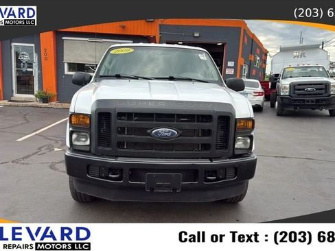 Used 2009 Ford F250 XL AWD/4WD image 2
