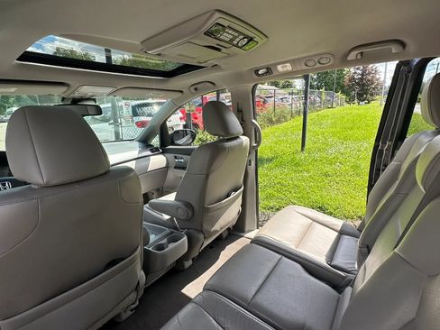 Used 2015 Honda Odyssey EX-L image 24