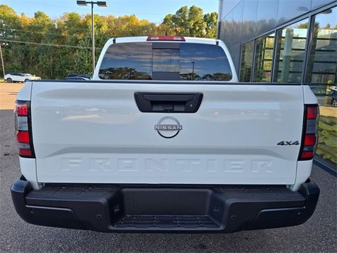 New 2026 Nissan Frontier S image 23