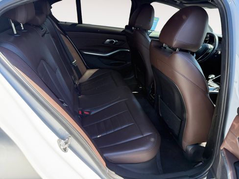 Used 2019 BMW 330i Sedan w/ Convenience Package image 18