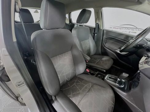 Used 2012 Ford Fiesta SES FWD image 25