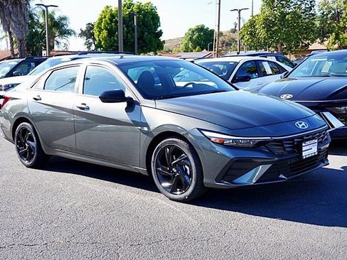 Certified 2026 Hyundai Elantra Sport FWD image 6