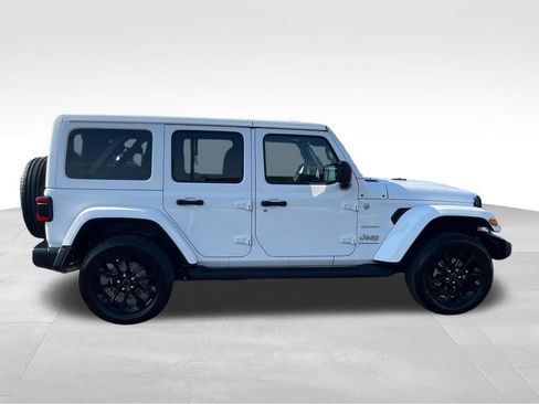 Used 2024 Jeep Wrangler Unlimited Sahara w/ Safety Group AWD/4WD image 6