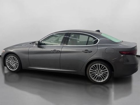 Used 2020 Alfa Romeo Giulia Ti w/ Quick Order Package 22X Lusso AWD/4WD image 5